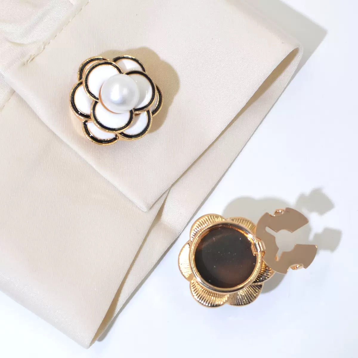 Camellia Pearl Stud Earrings
