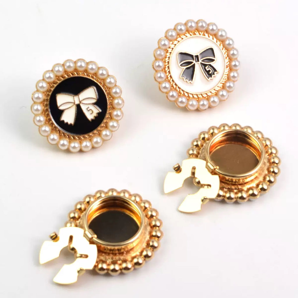 Pearl Bow Button Set – Gold & Black/White Enamel