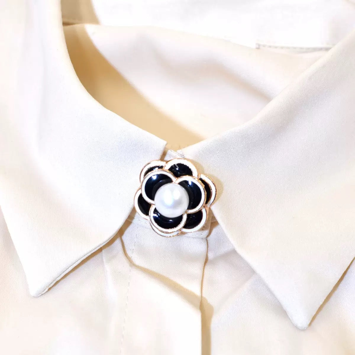Camellia Pearl Stud Earrings